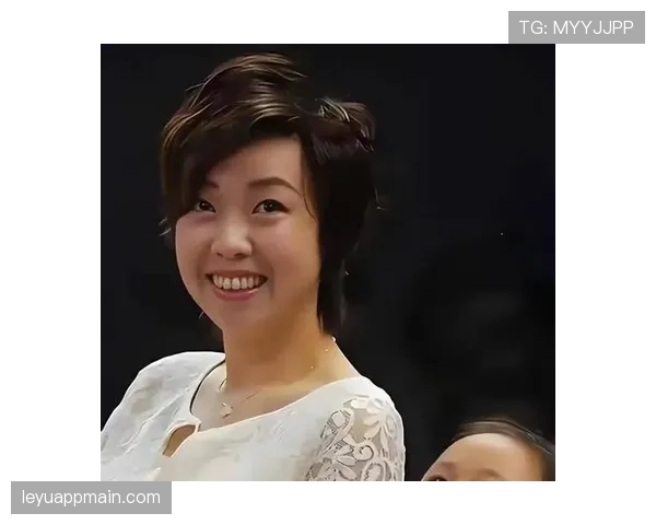 张怡宁出门还带运动包?谁知道她家卧室藏着泳池大小的乒乓球台! 张怡宁出门还带运动包?谁知道她家卧室藏着泳池大小的乒乓球台!